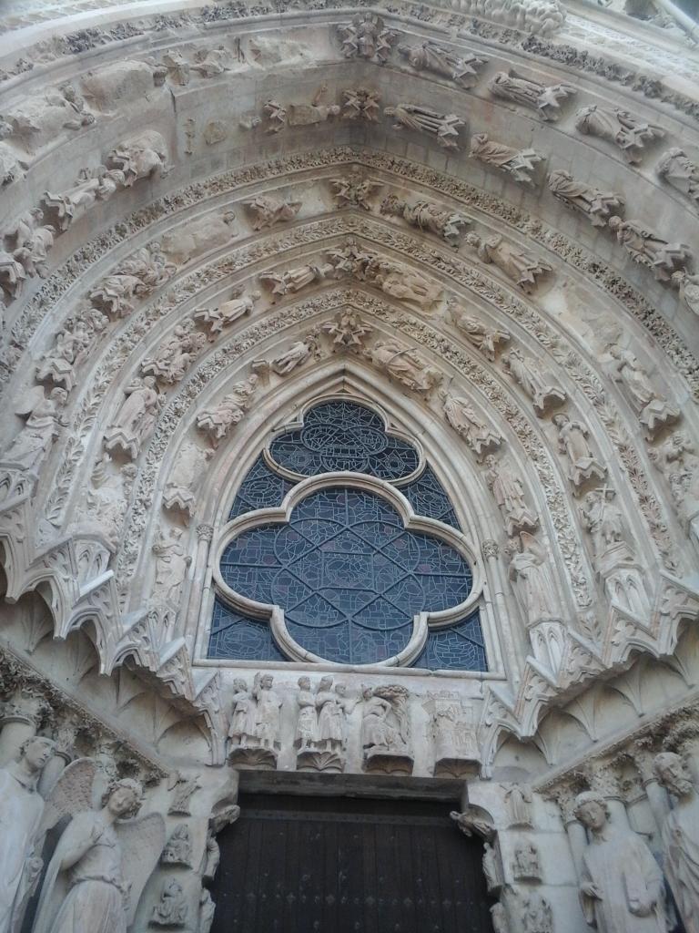 Rosace de la porte de la cathédrale